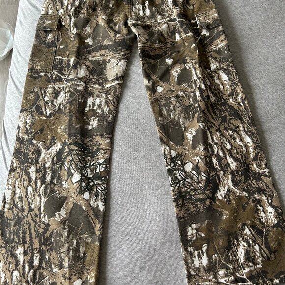 Camo Cargo Pants - Picture 4 of 6